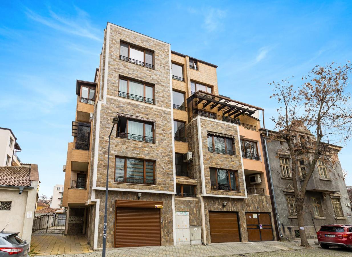 The Walnut 2Bd Apartment Plowdiw Exterior foto