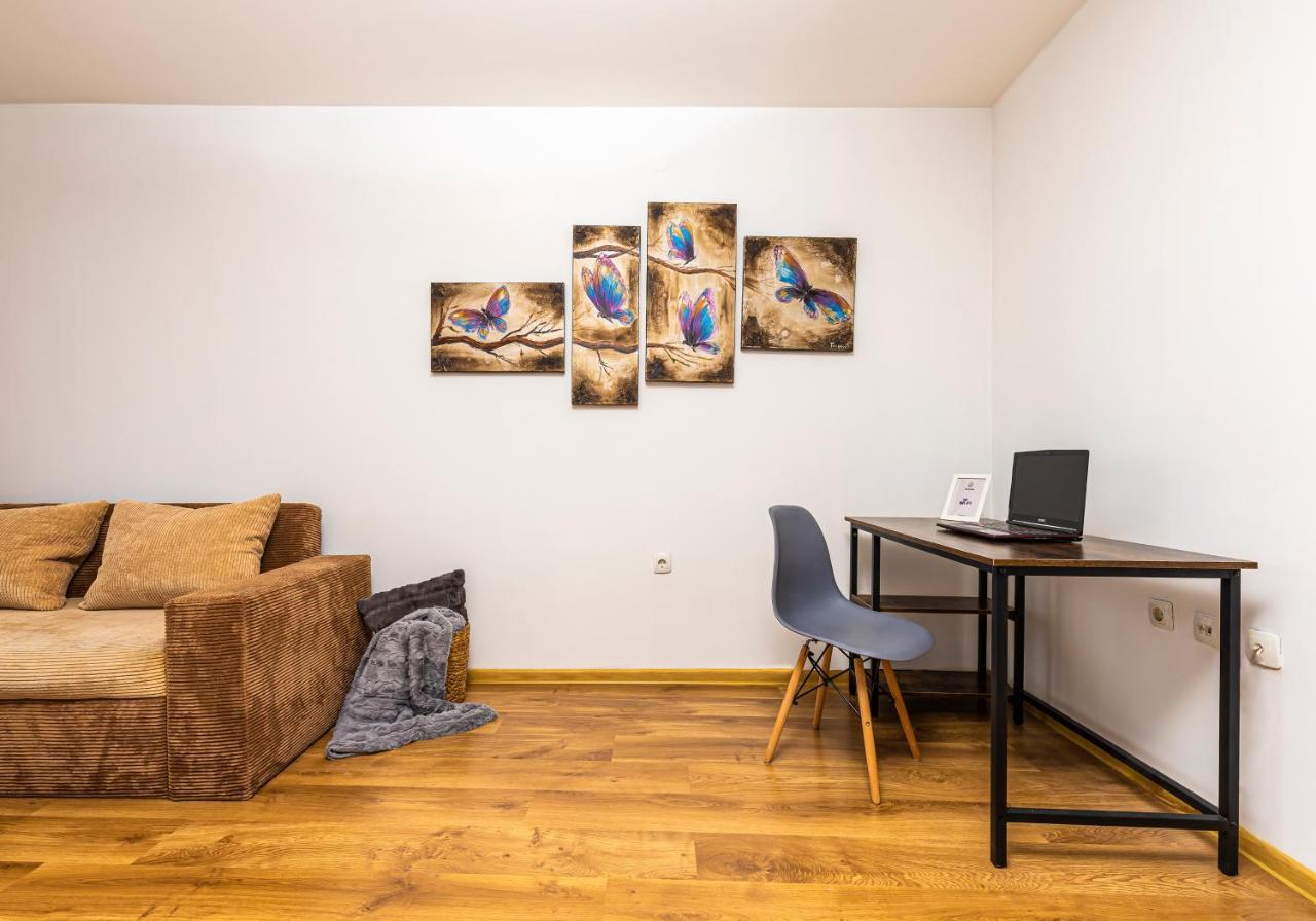 The Walnut 2Bd Apartment Plowdiw Exterior foto